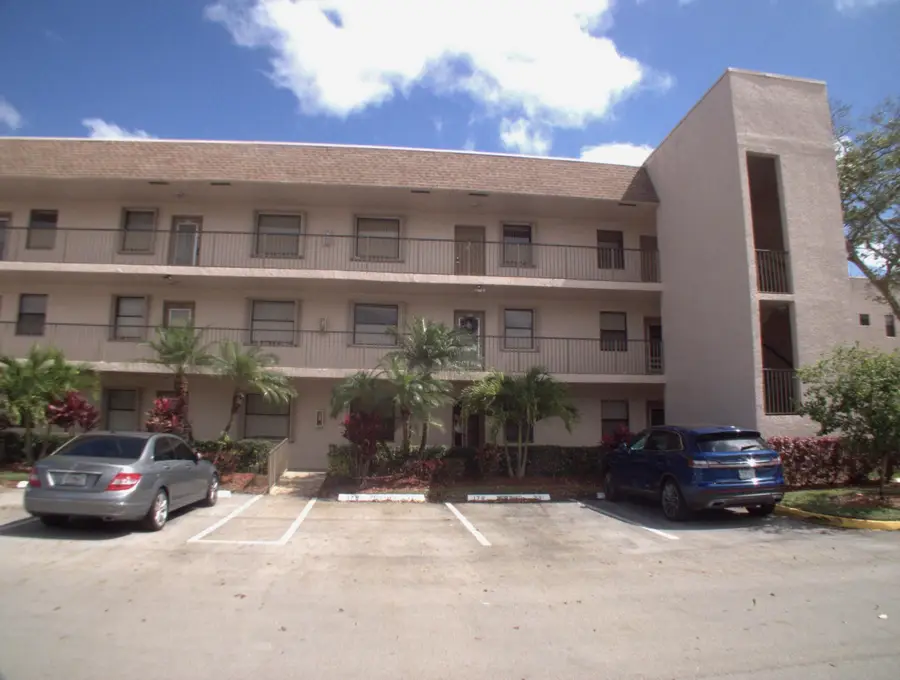10332 Sunrise Lakes Boulevard #111, Sunrise, FL 33322 - #2