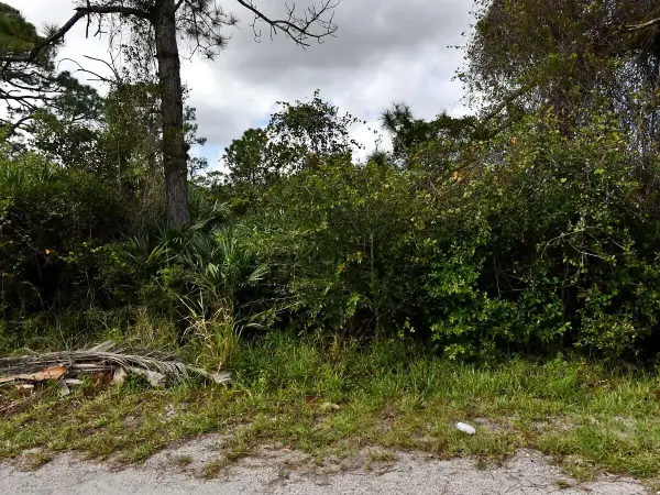 0 Navajo Avenue, Fort Pierce, FL 34946
