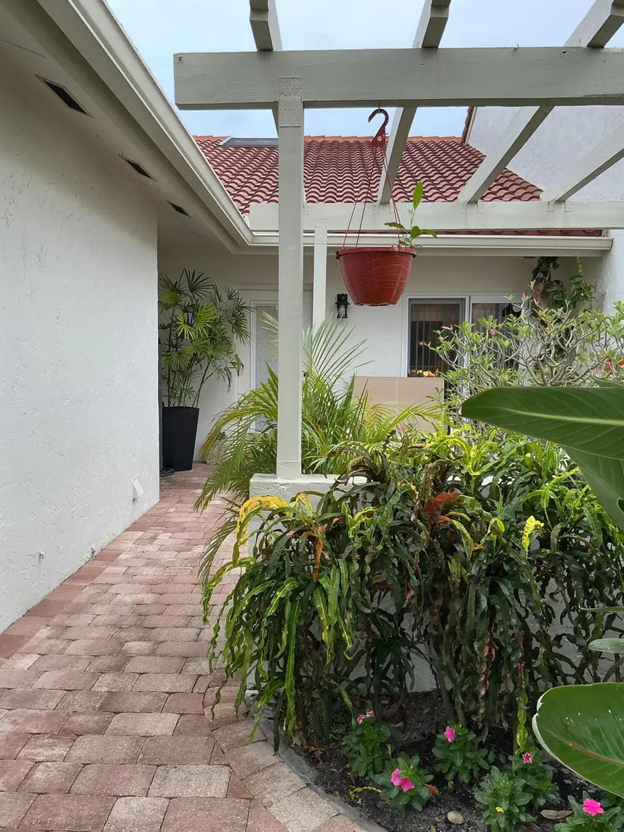 6912 Barbarossa Street, Boca Raton, FL 33433 - #3