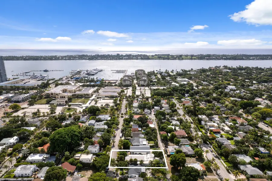526 38th Street, West Palm Beach, FL 33407 - #2