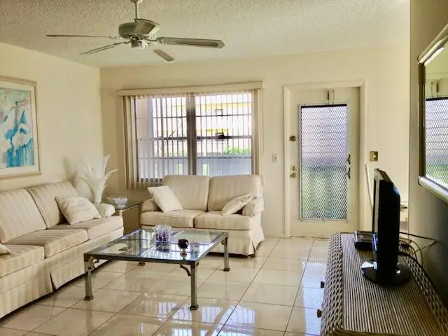 571 Fanshaw N, Boca Raton, FL 33434 - #2