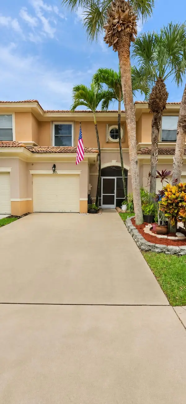 276 River Bluff Lane, Royal Palm Beach, FL 33411