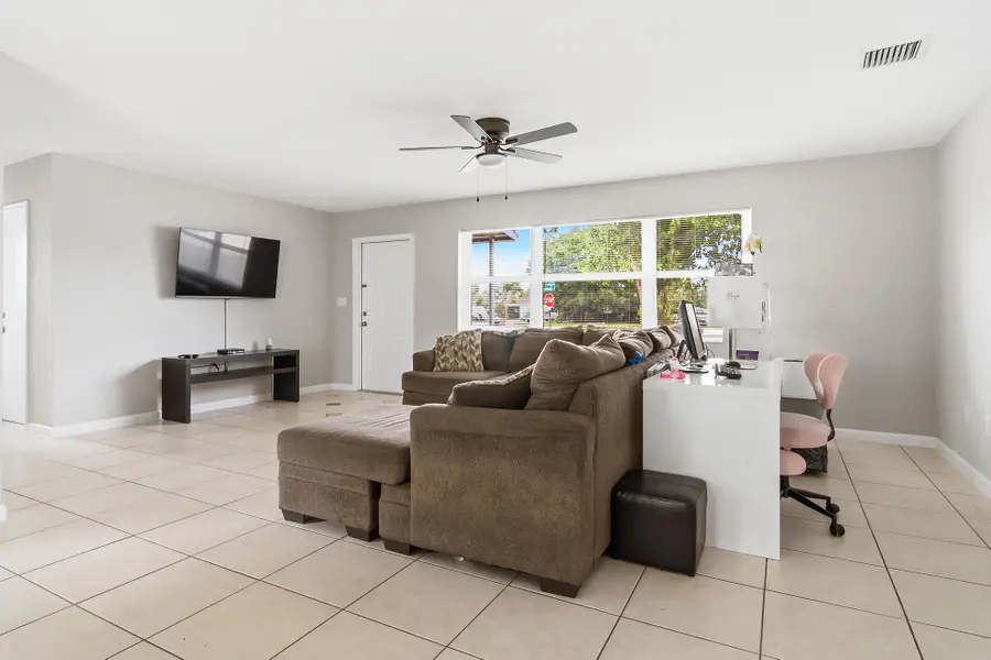 333 Elizabeth Road, Lake Worth, FL 33461 - #3