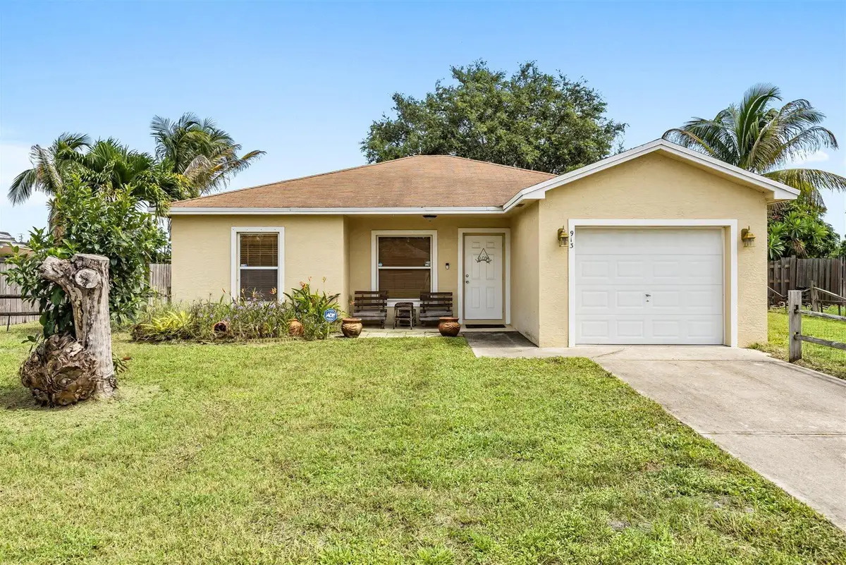 913 SE Forrest Park Drive, Stuart, FL 34994 - #1