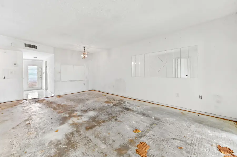 3091 E Sunrise Lakes Drive #302, Sunrise, FL 33322 - #3