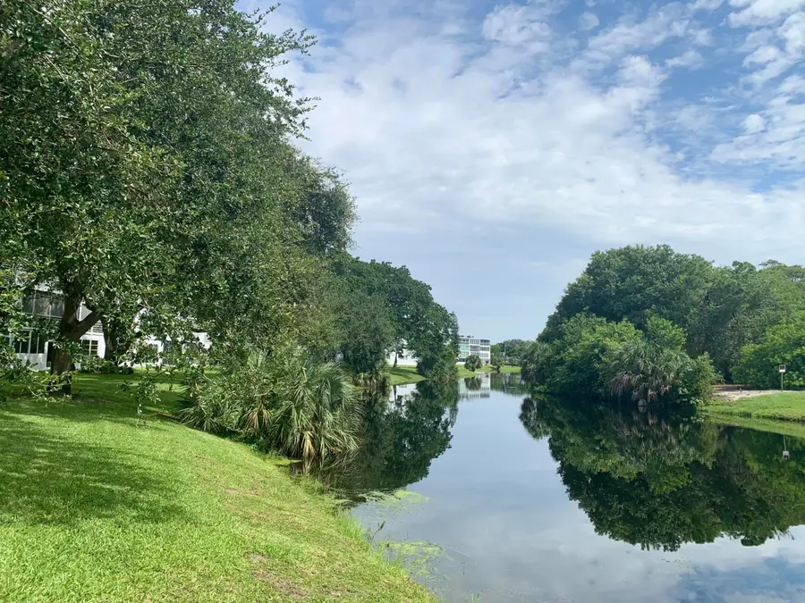 1040 Newport H #1040, Deerfield Beach, FL 33442 - #2
