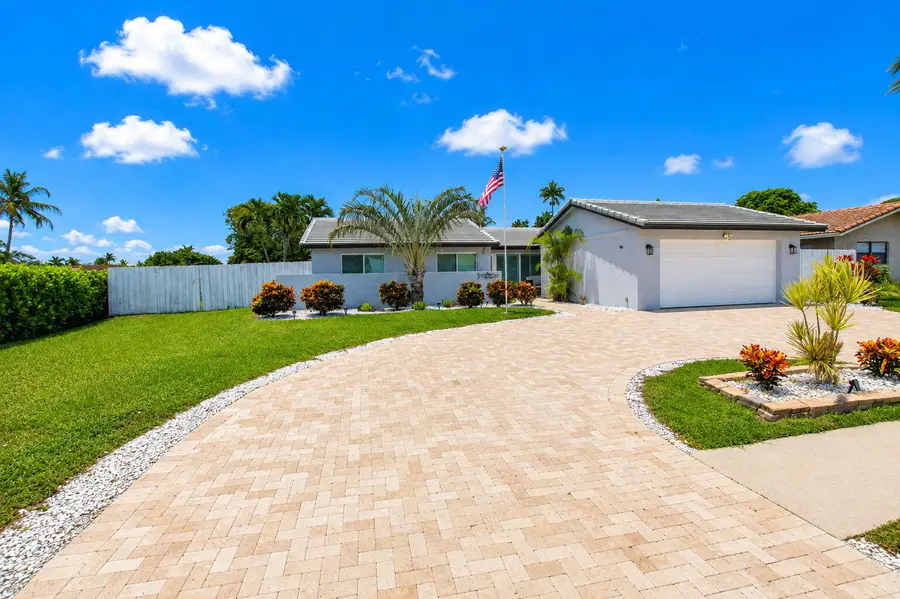 6521 Woodbury Road, Boca Raton, FL 33433 - #3