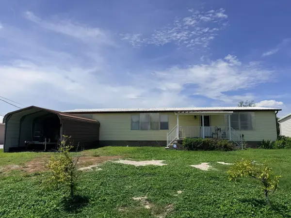 2301 SE 33rd Street, Okeechobee, FL 34974