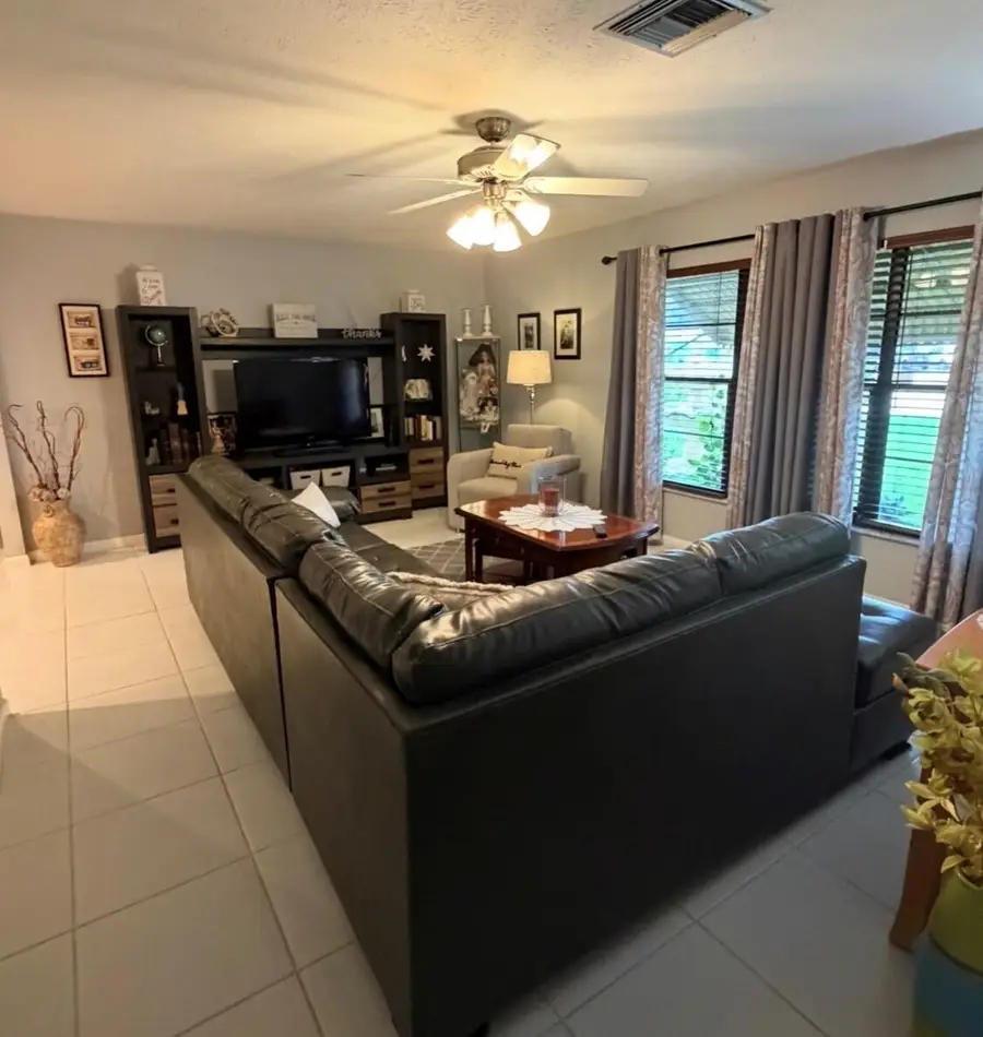 104 W Aldea Street, Port Saint Lucie, FL 34952 - #3