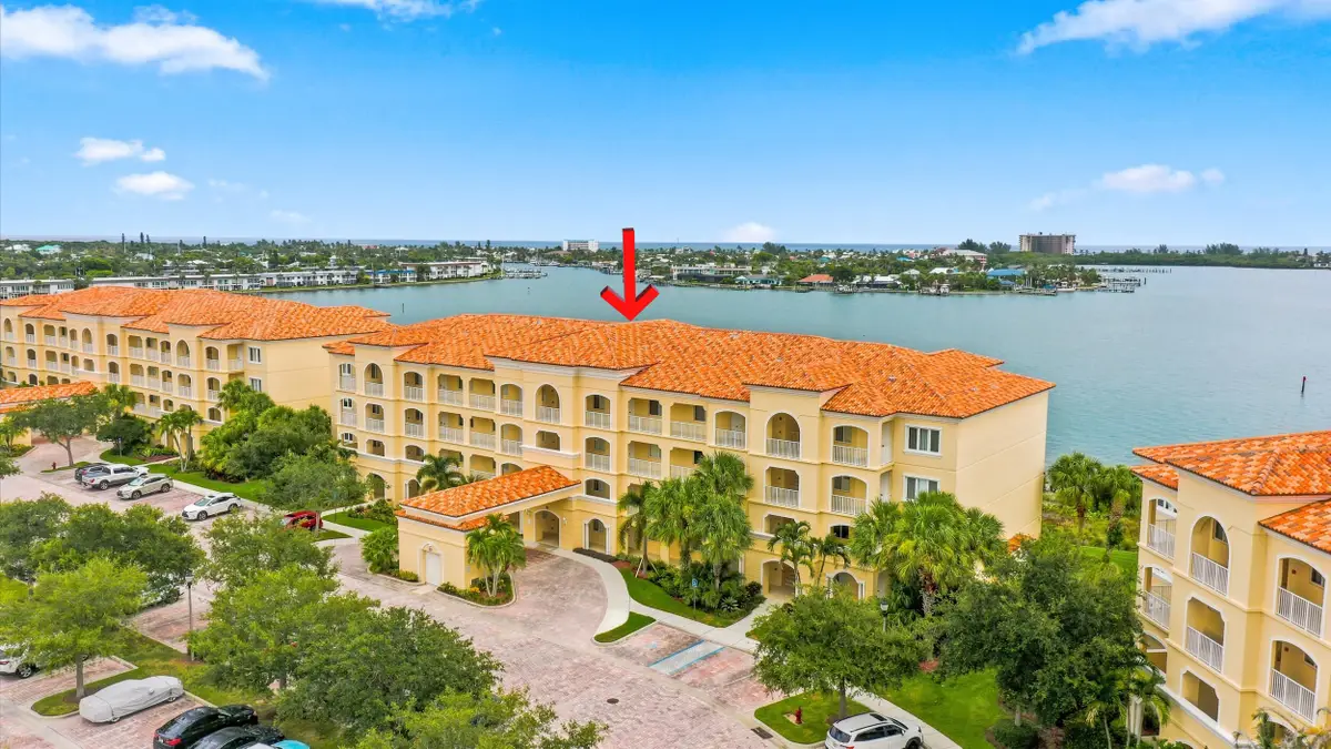 21 Harbour Isle Drive W #302, Fort Pierce, FL 34949 - #1