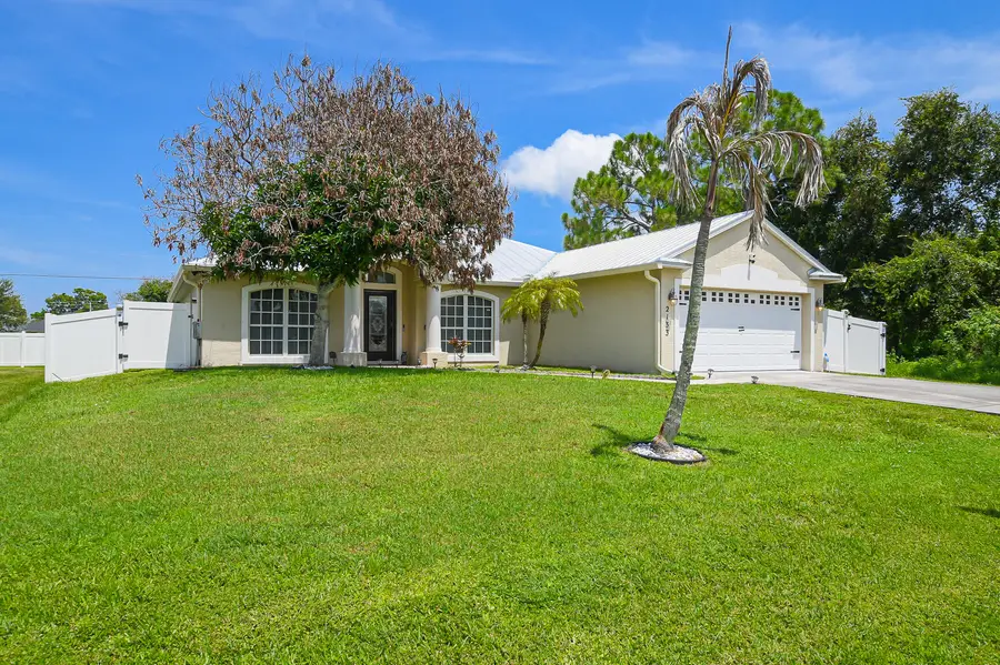2133 SW Larchmont Lane, Port Saint Lucie, FL 34984 - #3