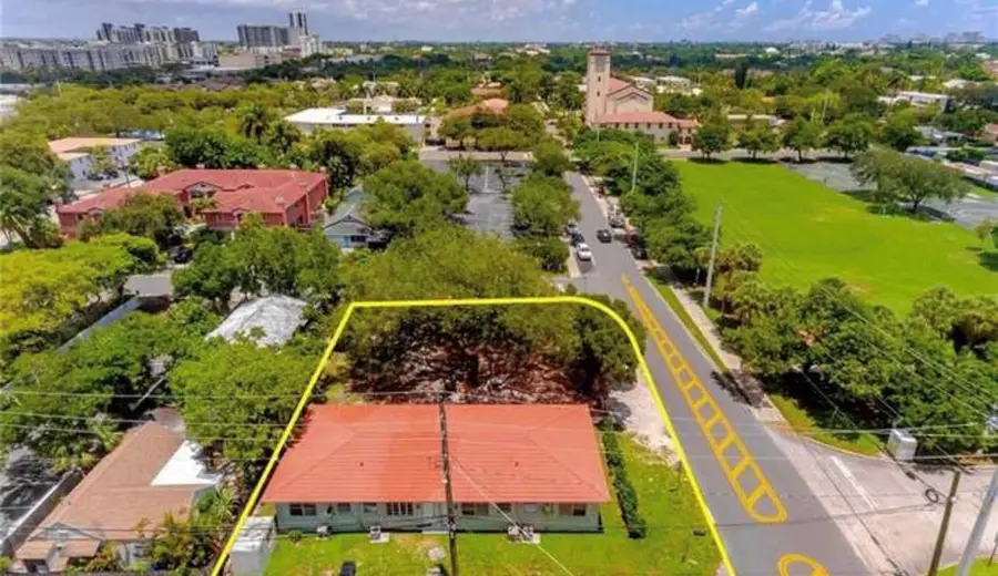 17 NE 9th Avenue, Fort Lauderdale, FL 33301 - #2