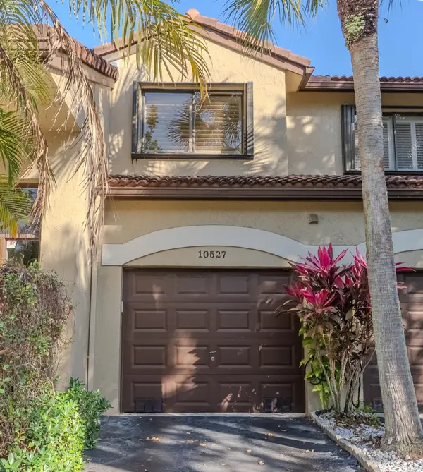 10527 NW 10th Street #B-130, Plantation, FL 33322