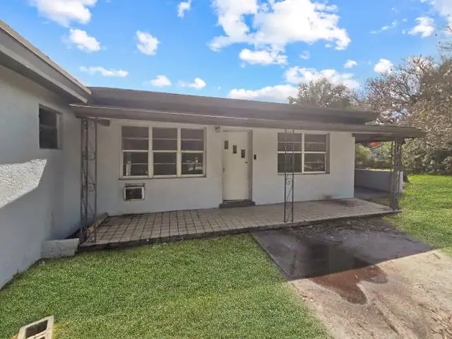 1111 N 21st Street, Fort Pierce, FL 34950 - #1
