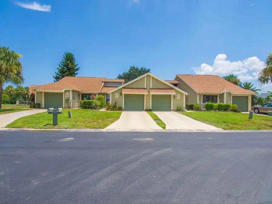 1494 SE Colchester Circle, Port Saint Lucie, FL 34952 - #2