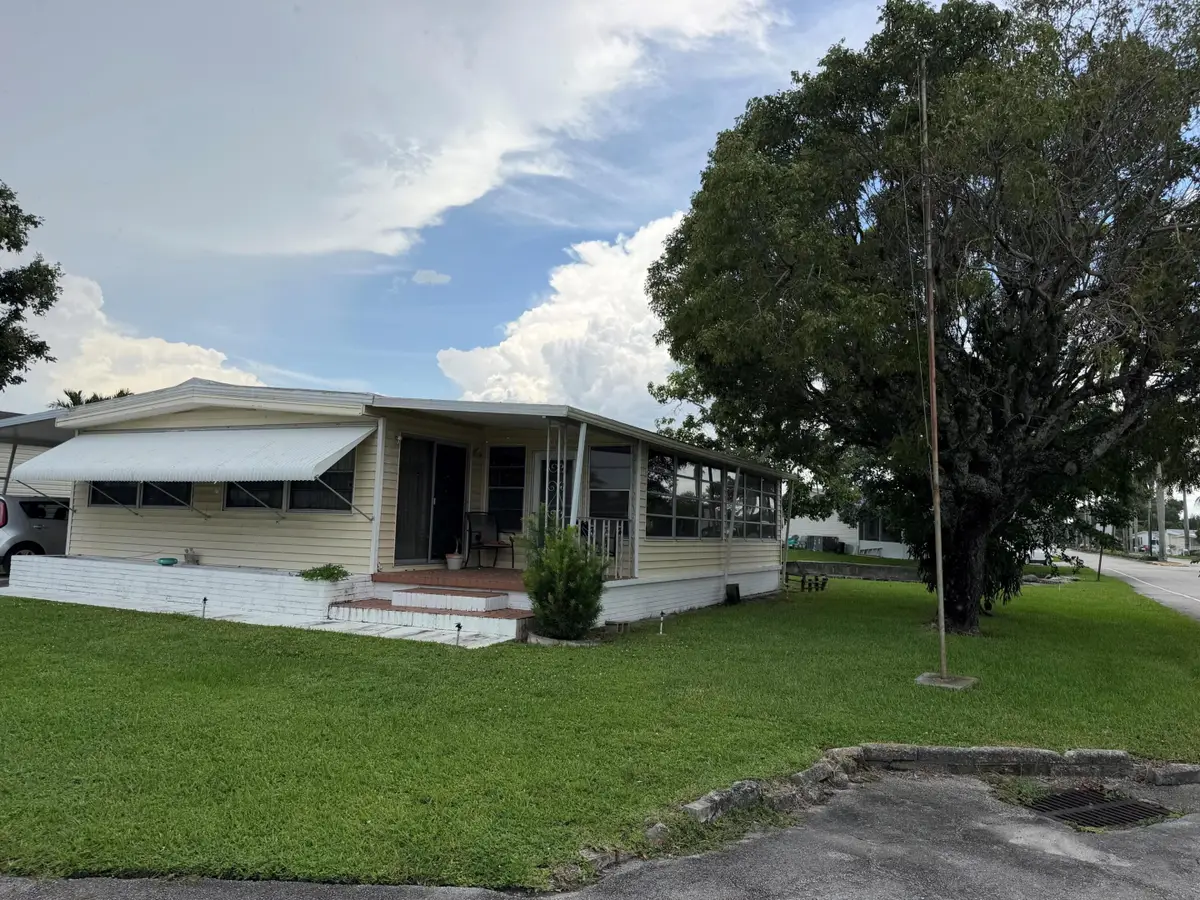 1801 SW 84th Avenue, Davie, FL 33324 - #1