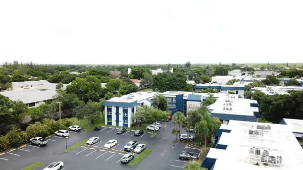 3180 Holiday Springs Boulevard #5-309, Coral Springs, FL 33063