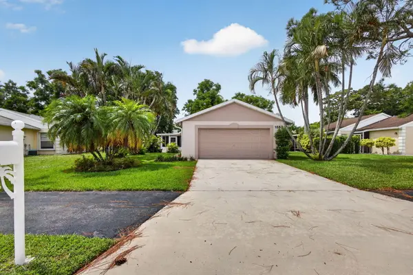 1252 Pine Sage Circle, West Palm Beach, FL 33409