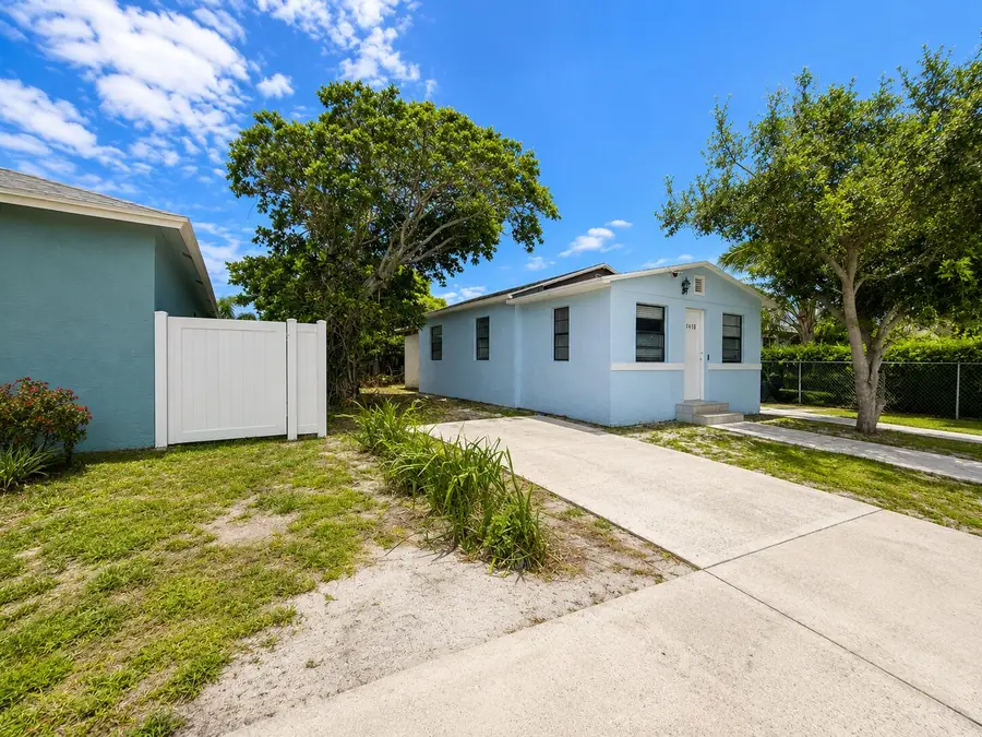 1410 S J Street, Lake Worth Beach, FL 33460 - #2