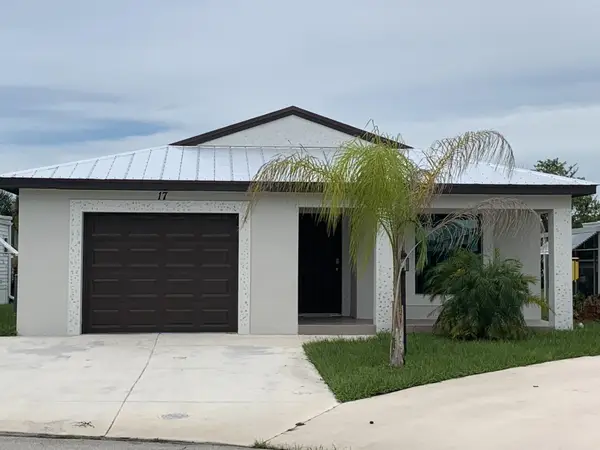 17 El Portal Lane, Port St Lucie, FL 34952