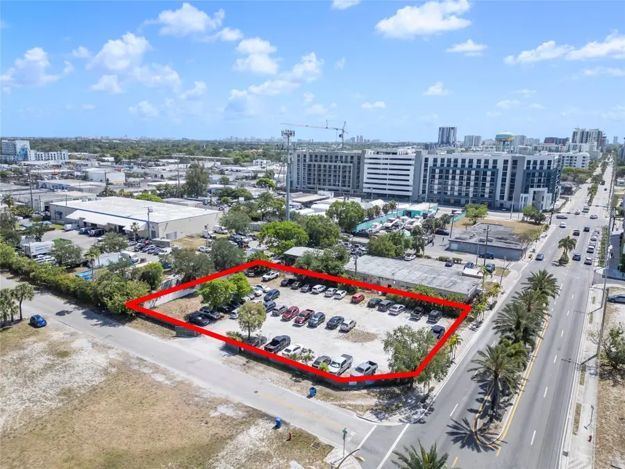 606 NW 8th Avenue, Fort Lauderdale, FL 33311 - #2