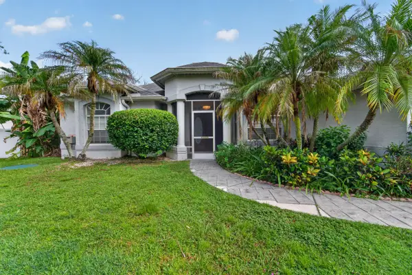 5341 NW Alam Circle, Port St Lucie, FL 34986