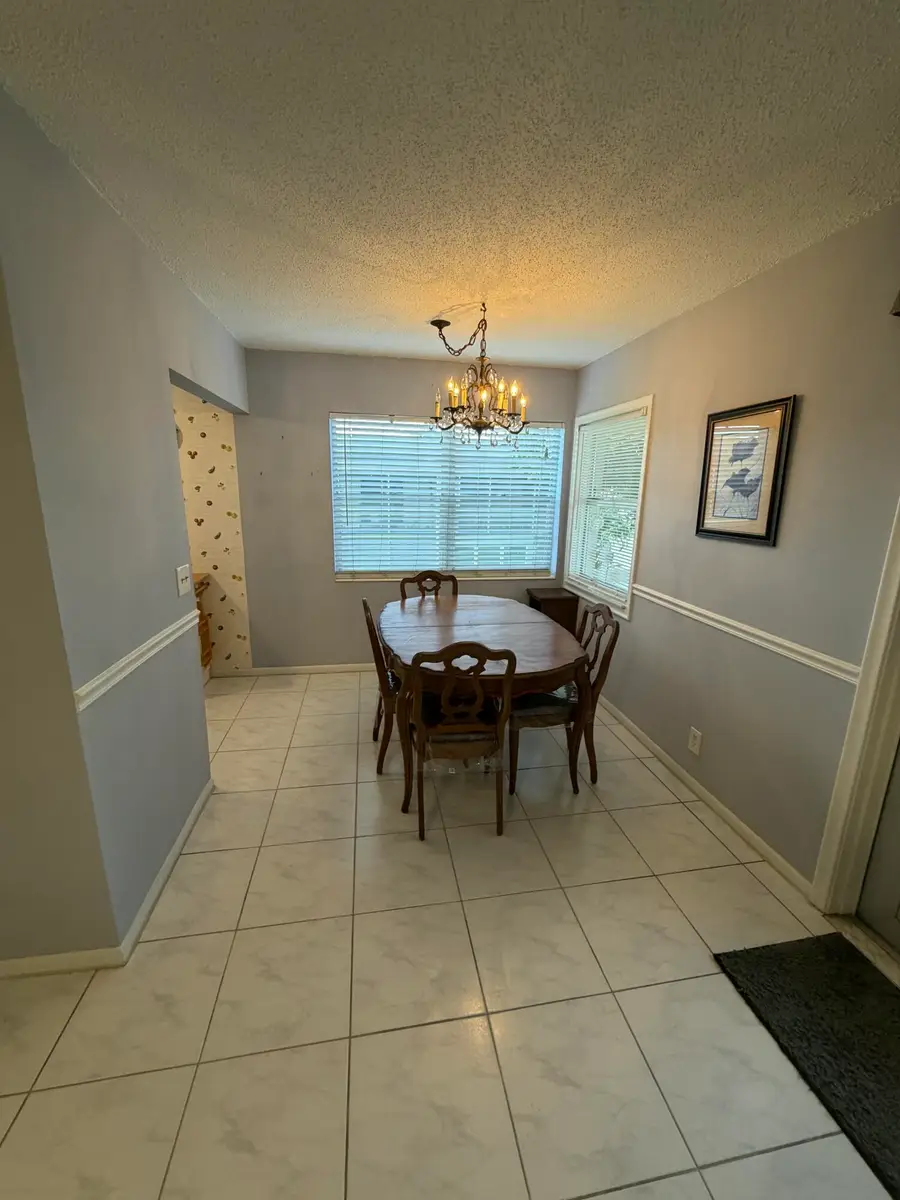 24 Easthampton A, West Palm Beach, FL 33417 - #2