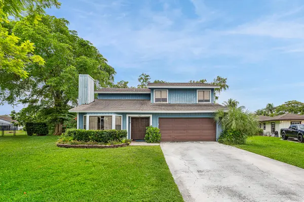 1726 Treehaven Court, Wellington, FL 33414