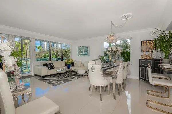 3233 NE 34th Street #215, Fort Lauderdale, FL 33308
