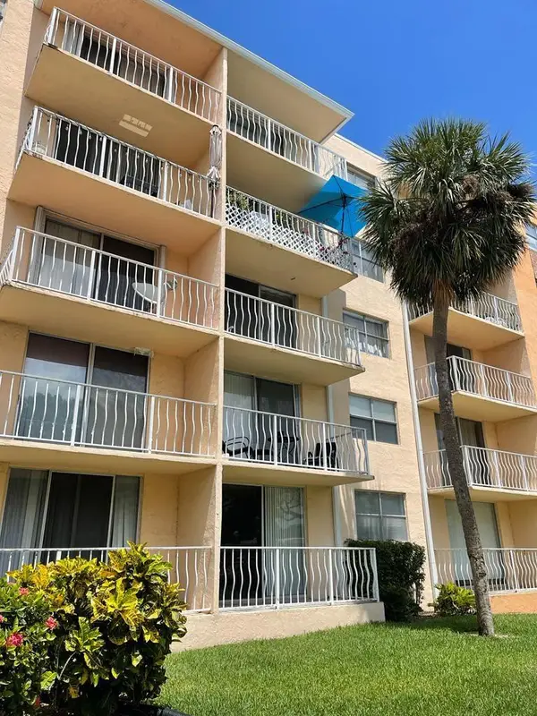 480 Executive Center Drive #3H, West Palm Beach, FL 33401