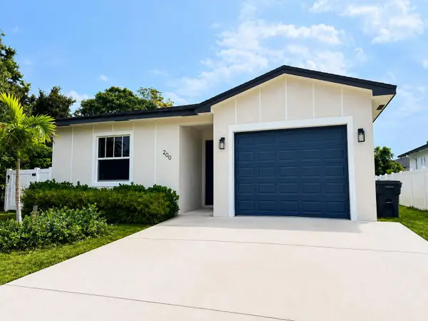 200 Marie Drive, West Palm Beach, FL 33415