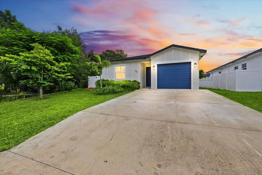 200 Marie Drive, West Palm Beach, FL 33415 - #3