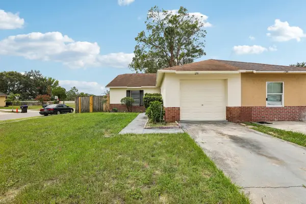 126 Garden Cove Court, Orlando, FL 32835