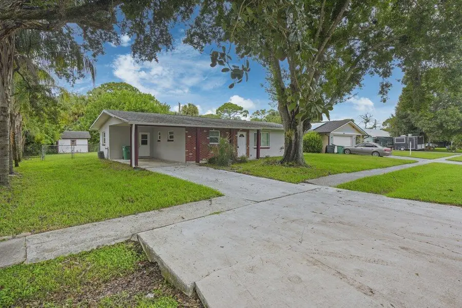2907 Sherwood Lane, Fort Pierce, FL 34982 - #2