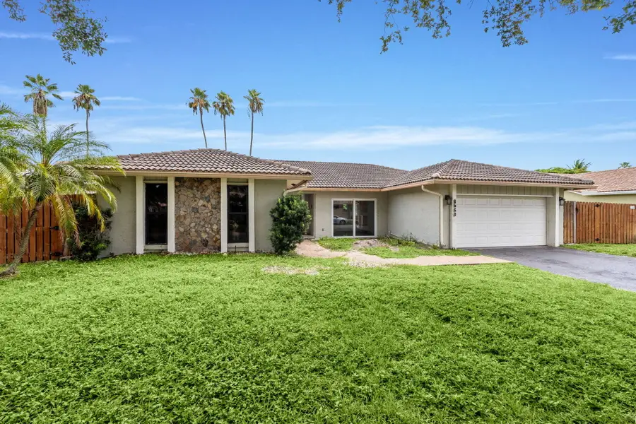 8560 NW 2nd Street, Coral Springs, FL 33071 - #2