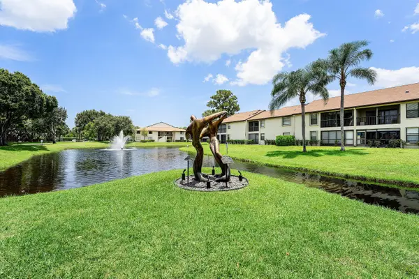 3349 Lucerne Park Drive, Greenacres, FL 33467