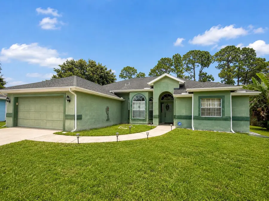 609 SW Jada Road, Port Saint Lucie, FL 34953 - #2