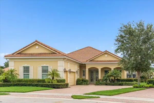 10539 SW Capraia Way, Port St Lucie, FL 34986