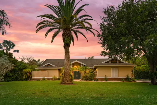 202 NE Flax Terrace, Jensen Beach, FL 34957