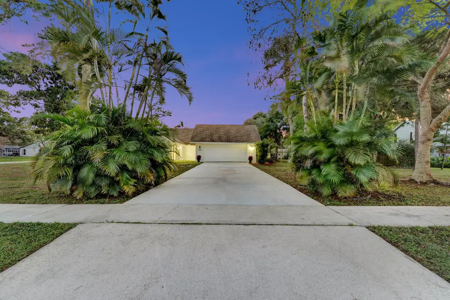 225 Sulky Way, Wellington, FL 33414 - #3