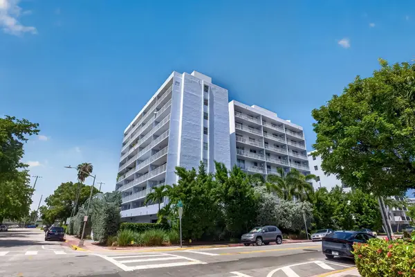 1045 10th Street #301, Miami Beach, FL 33139