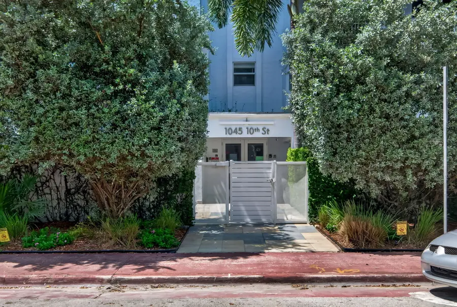 1045 10th Street #301, Miami Beach, FL 33139 - #3