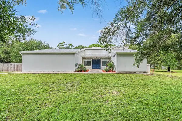2550 Corey Avenue, Melbourne, FL 32904