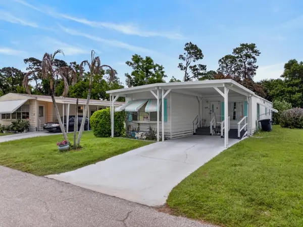 40 Montilla Way, Port St Lucie, FL 34952