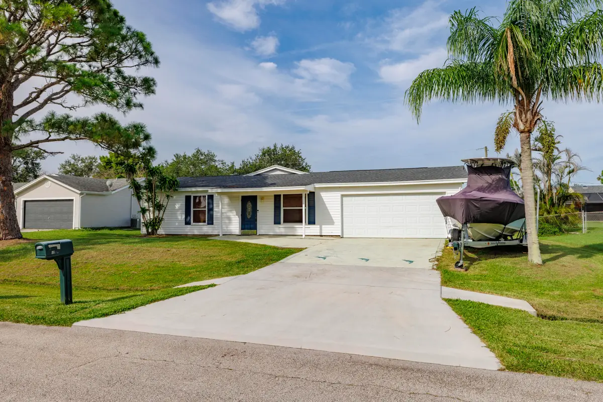 1810 SW Gemini Lane, Port Saint Lucie, FL 34984 - #1
