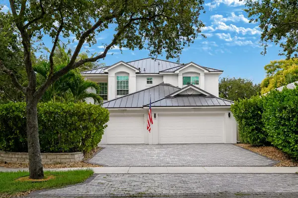 980 Delray Lakes Drive, Delray Beach, FL 33444