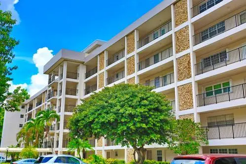 2801 N Palm Aire Drive #405, Pompano Beach, FL 33069 - #3