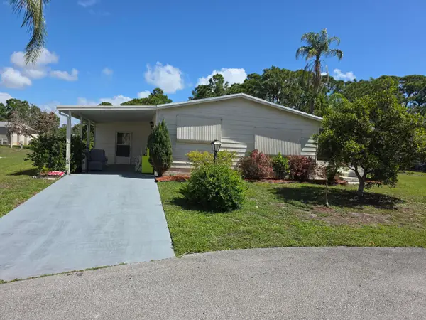 2624 Caper Court, Port St Lucie, FL 34952