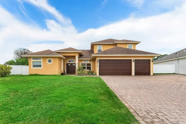 6112 NW Ginger Lane, Port St Lucie, FL 34986