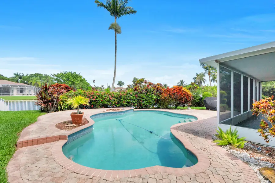 2325 NW 186th Avenue, Pembroke Pines, FL 33029 - #2